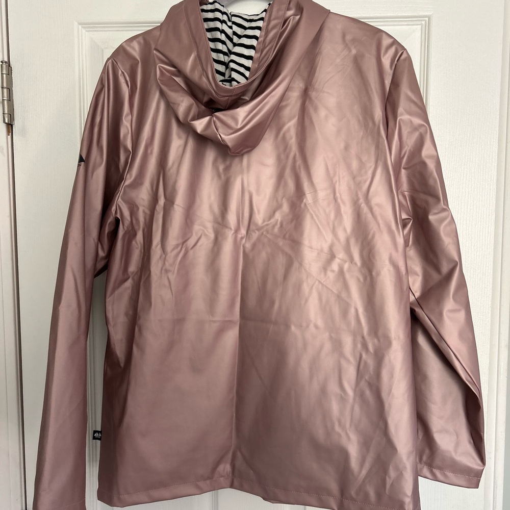NWT Hublot ladies rain jacket - Picture 6 of 6